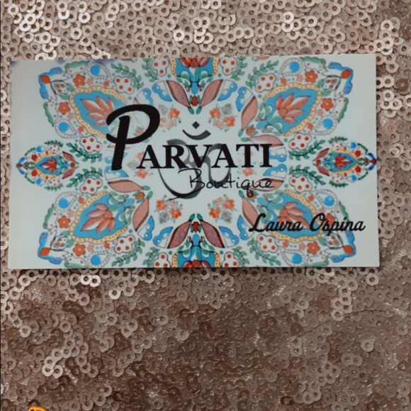 Meet your Posher, Laura - Picture 5 of 9